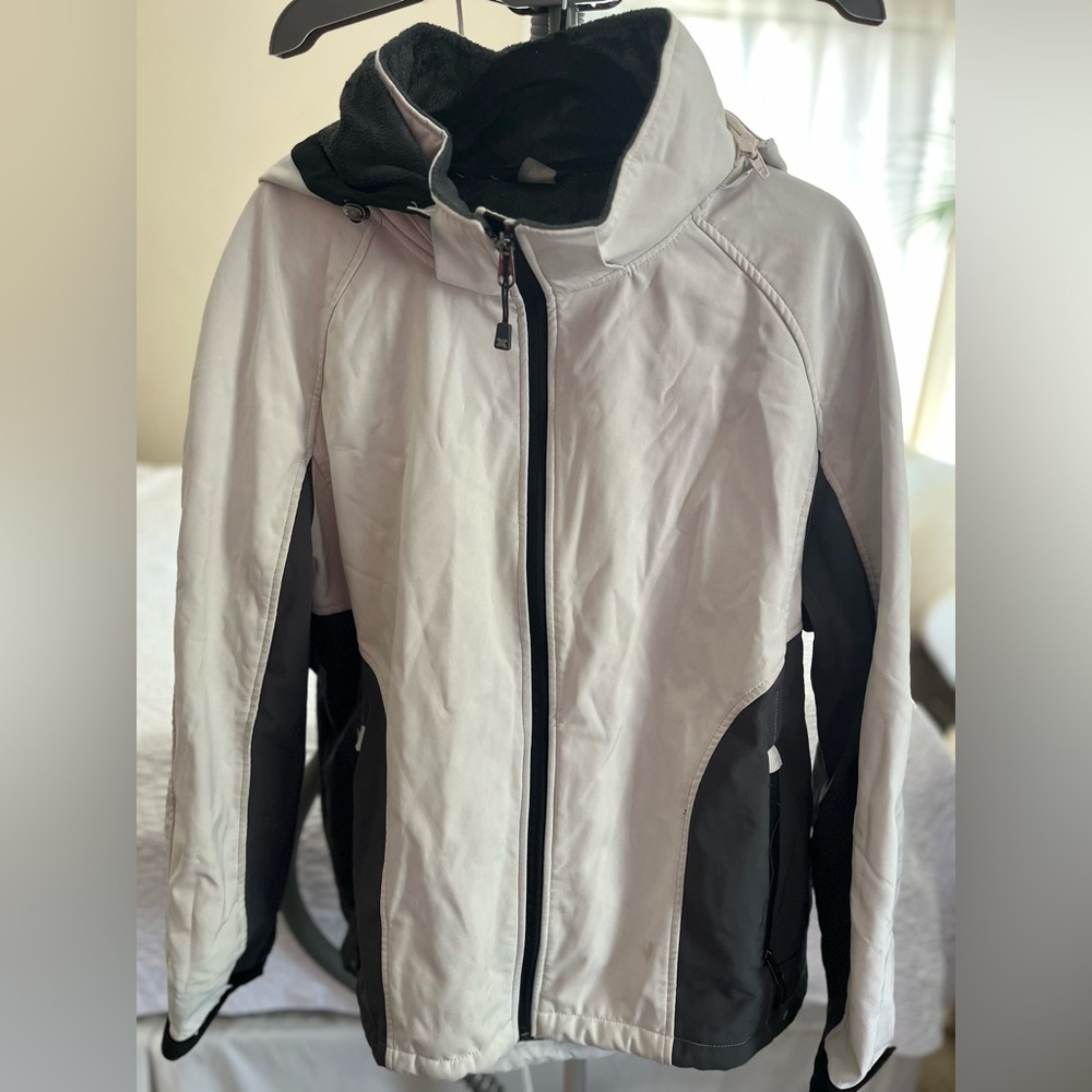 Snow jacket